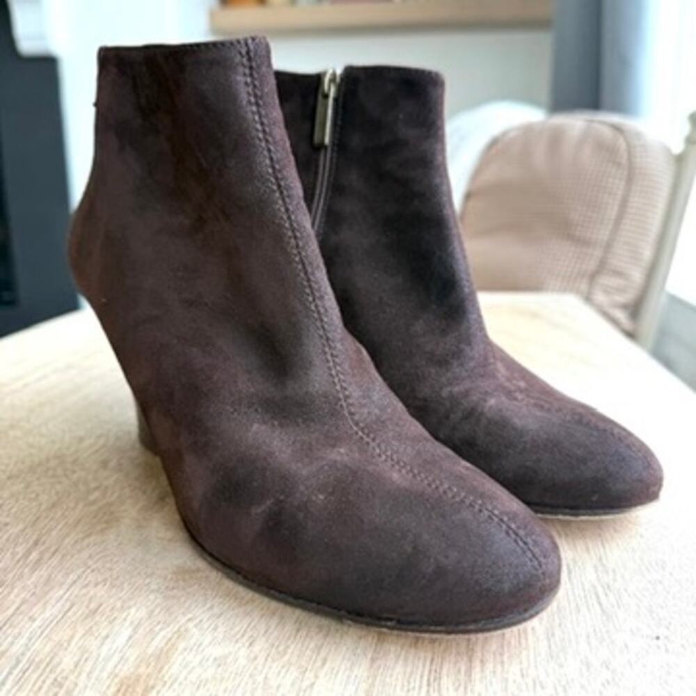 TARYN ROSE Suede Ankle Booties Brown Wedge Heel Comfort Made in Italy 39